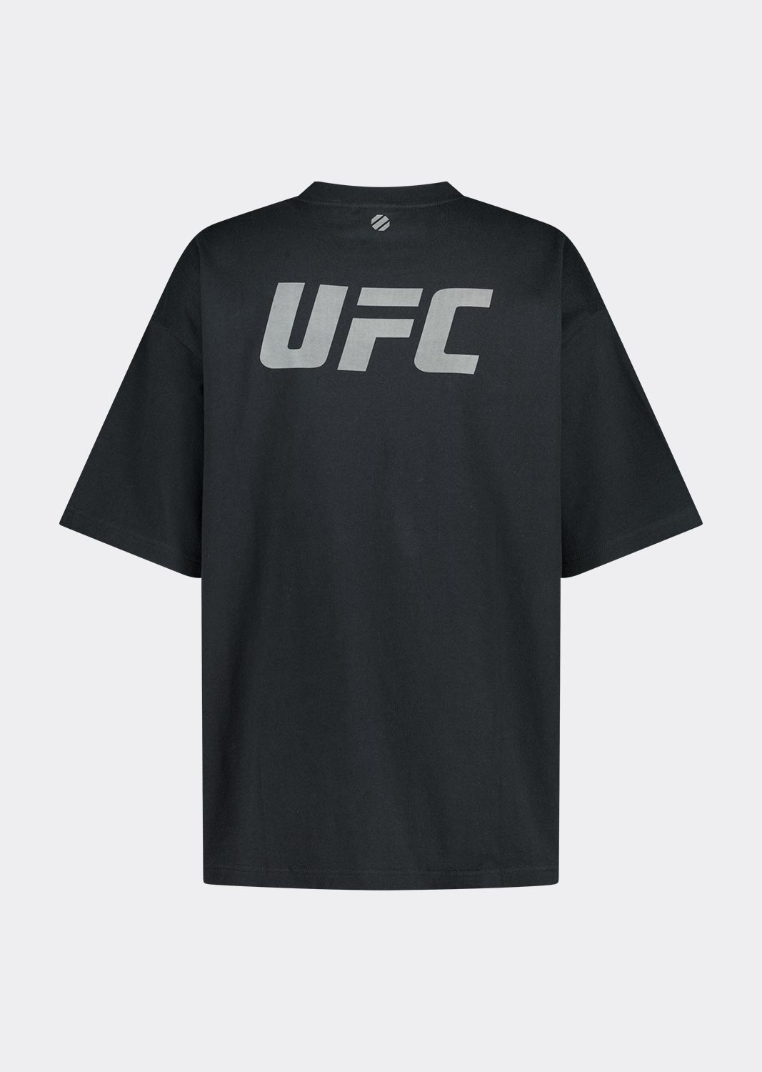 UFC 리플렉티브 로고 오버핏 반팔 티셔츠 블랙 U2SSV2150BK