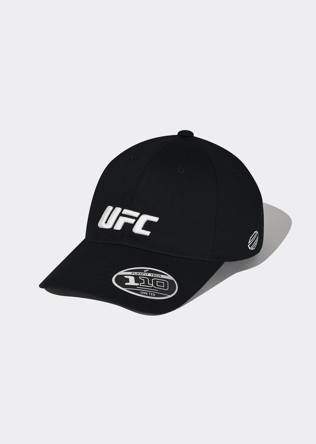 UFC 에센셜 + 110 플렉스핏 볼캡 블랙 U4HWU1308BK