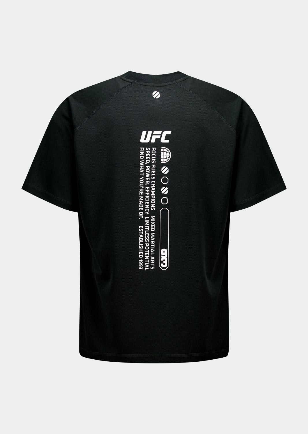 UFC 메쉬+ 릴렉스핏 반팔 티셔츠 블랙 U4SSV2313BK